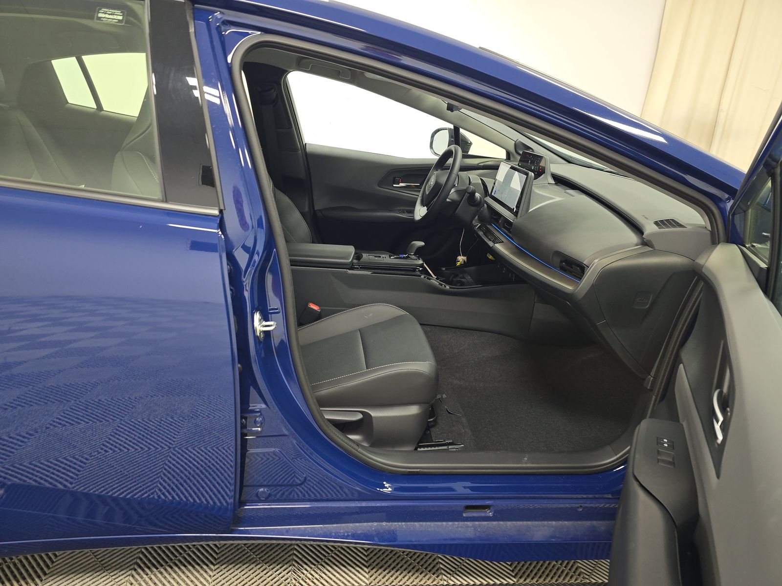 2025 Toyota Prius Limited FWD