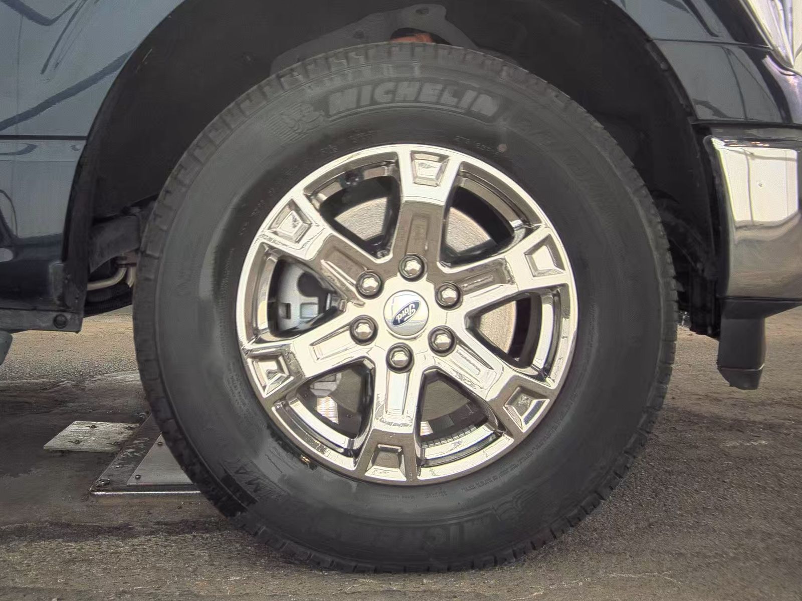 2023 Ford F-150 Hybrid XLT AWD