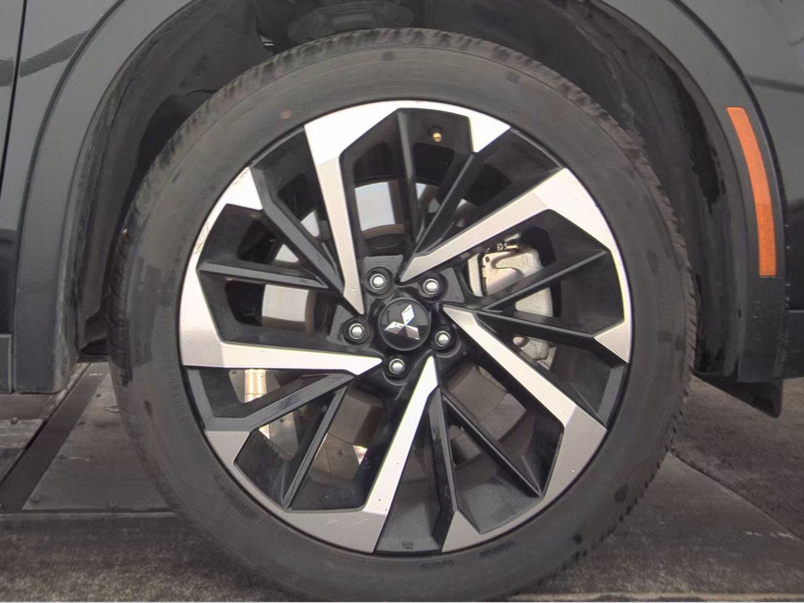 2024 Mitsubishi Outlander SE FWD