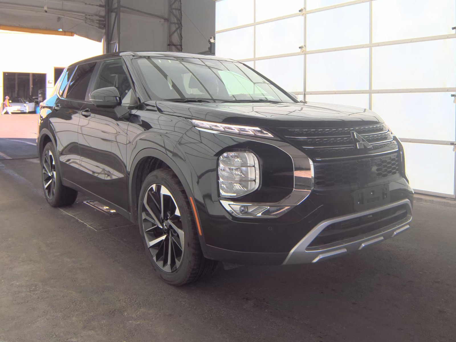 2024 Mitsubishi Outlander SE FWD