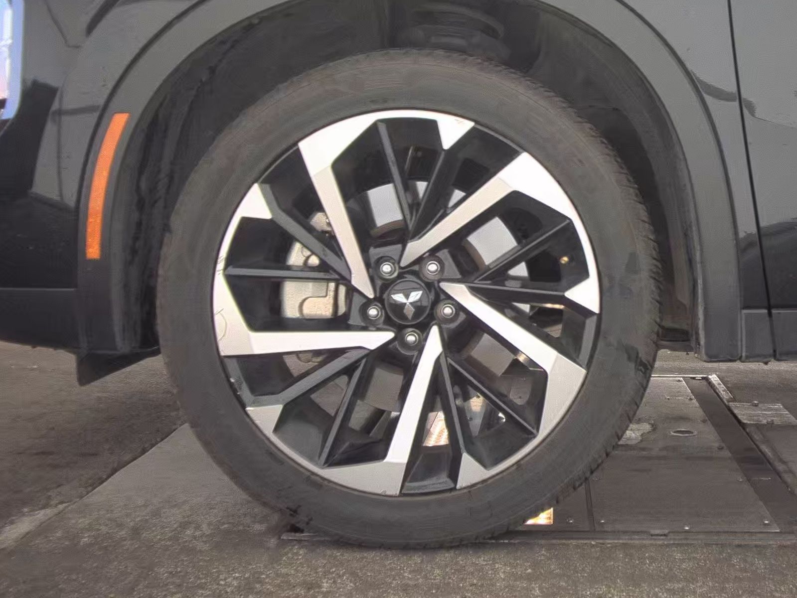 2024 Mitsubishi Outlander SE FWD