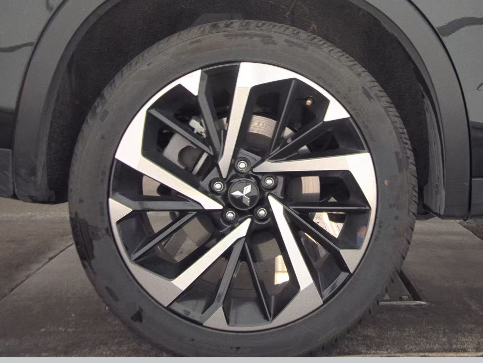 2024 Mitsubishi Outlander SE FWD