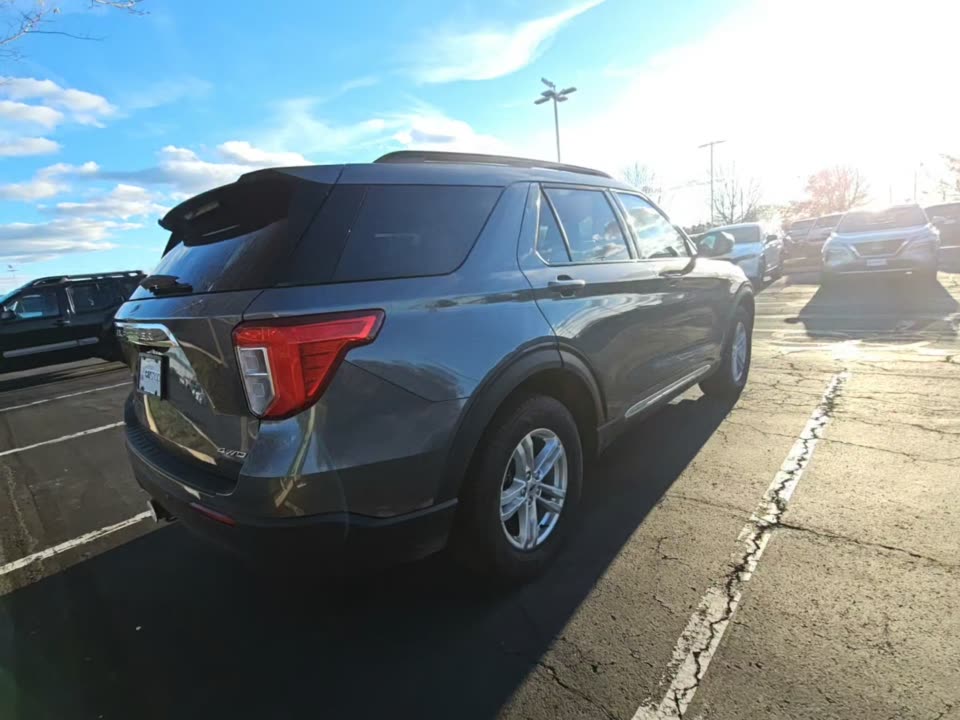 2022 Ford Explorer XLT AWD