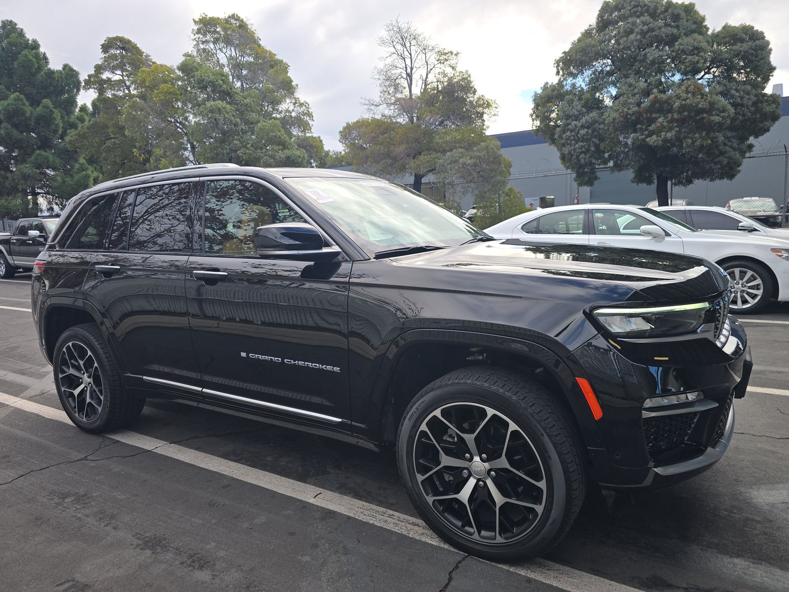 2022 Jeep Grand Cherokee 4xe Summit Reserve AWD