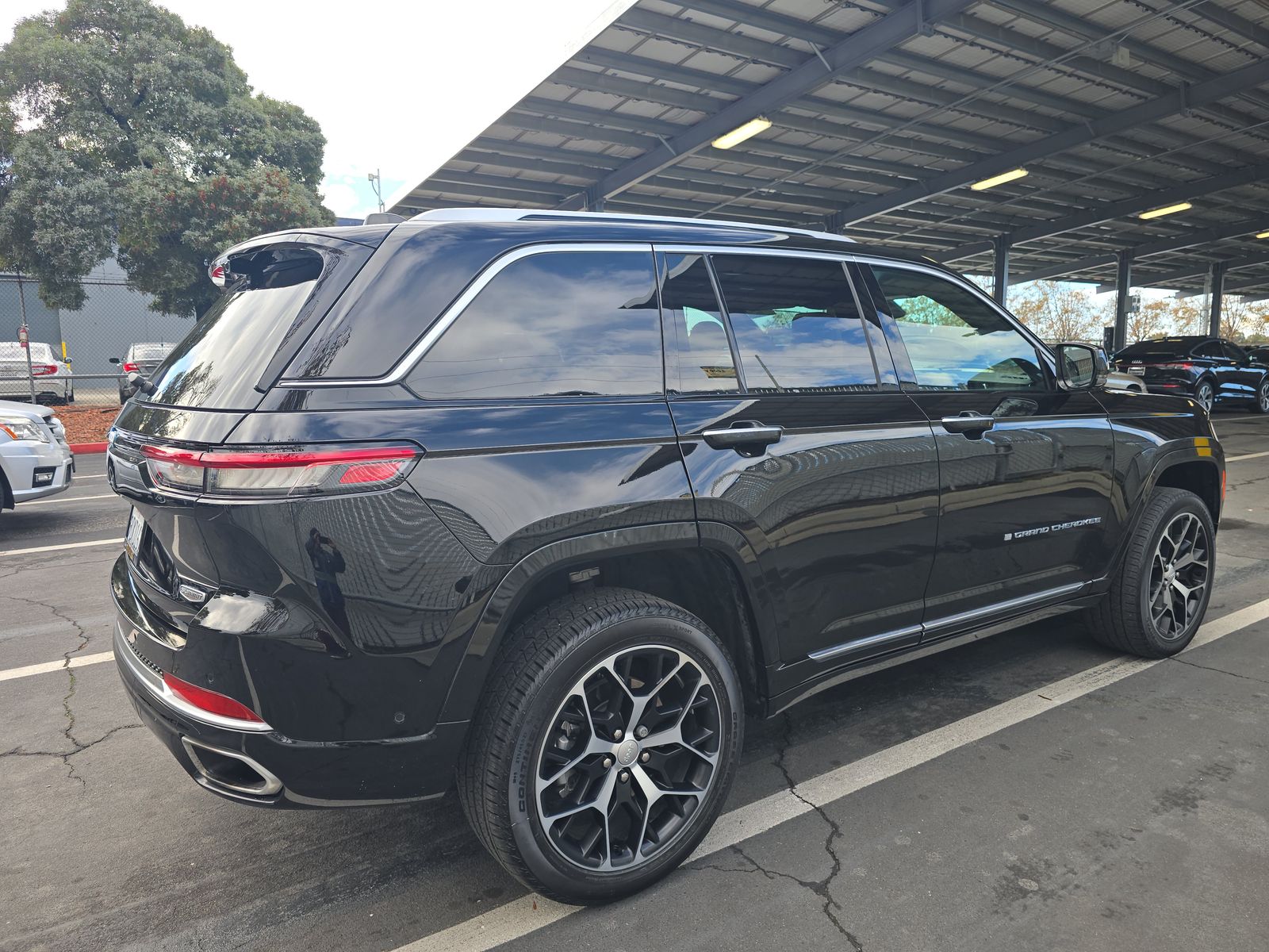 2022 Jeep Grand Cherokee 4xe Summit Reserve AWD