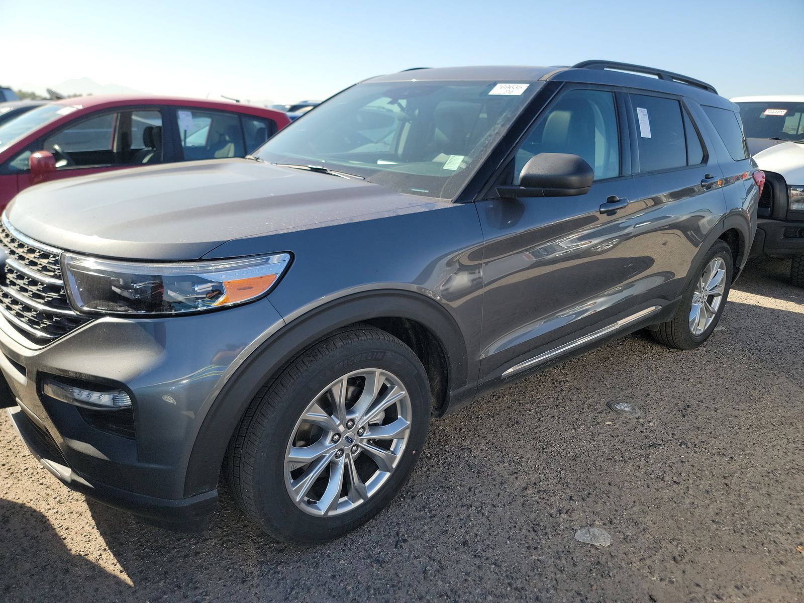 2024 Ford Explorer XLT RWD