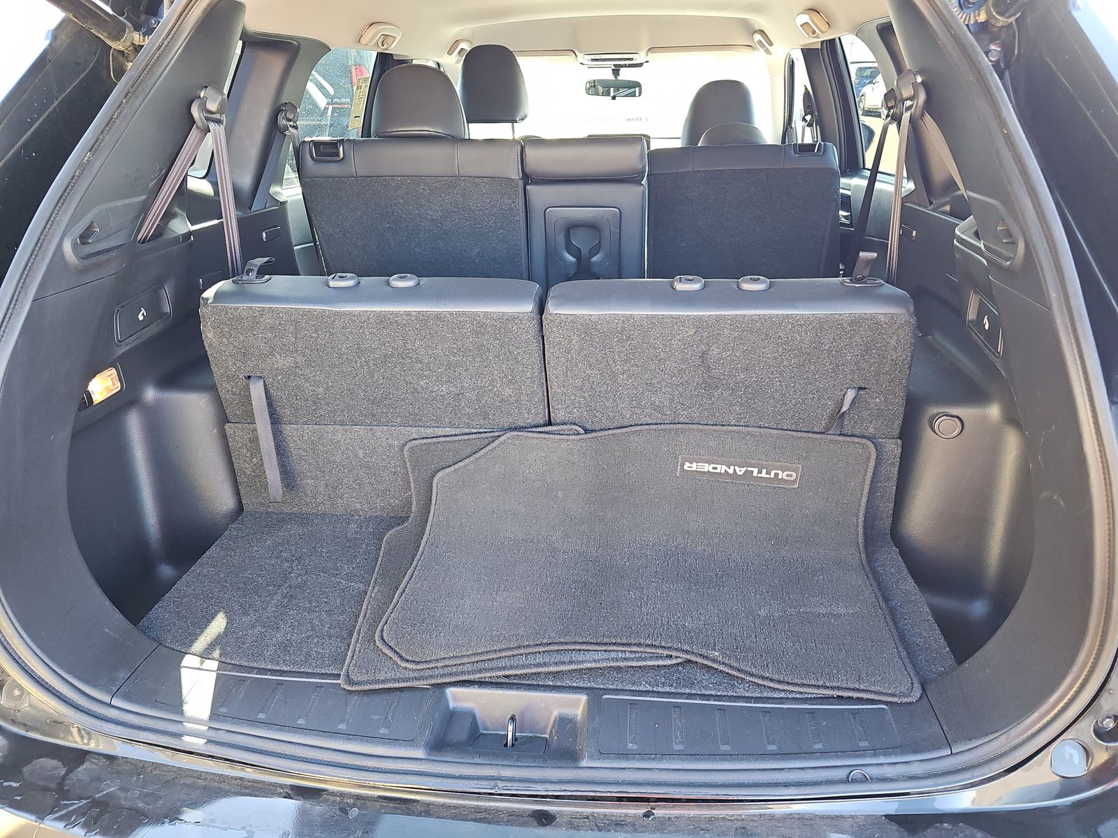 2024 Mitsubishi Outlander SE FWD