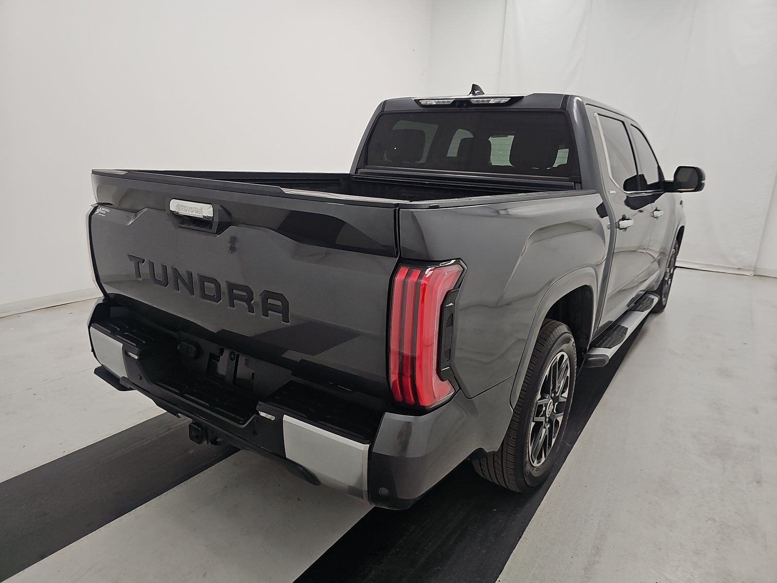 2023 Toyota Tundra Limited RWD