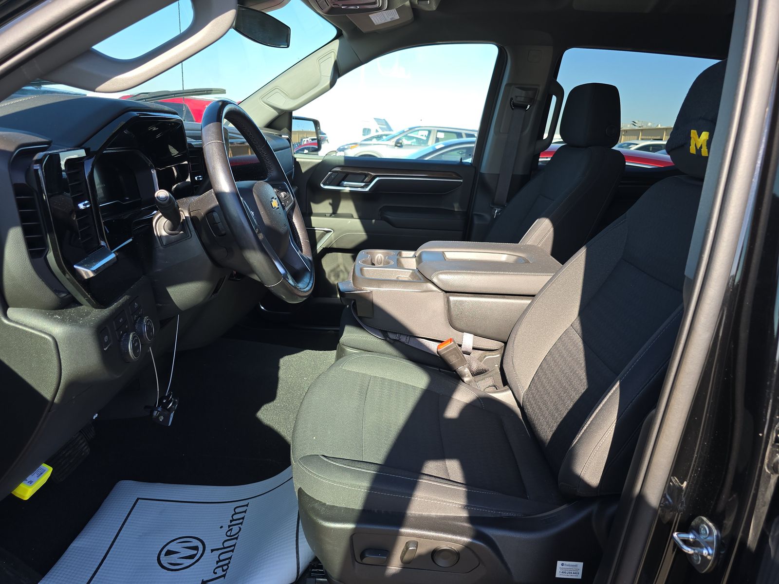 2022 Chevrolet Silverado 1500 LT AWD