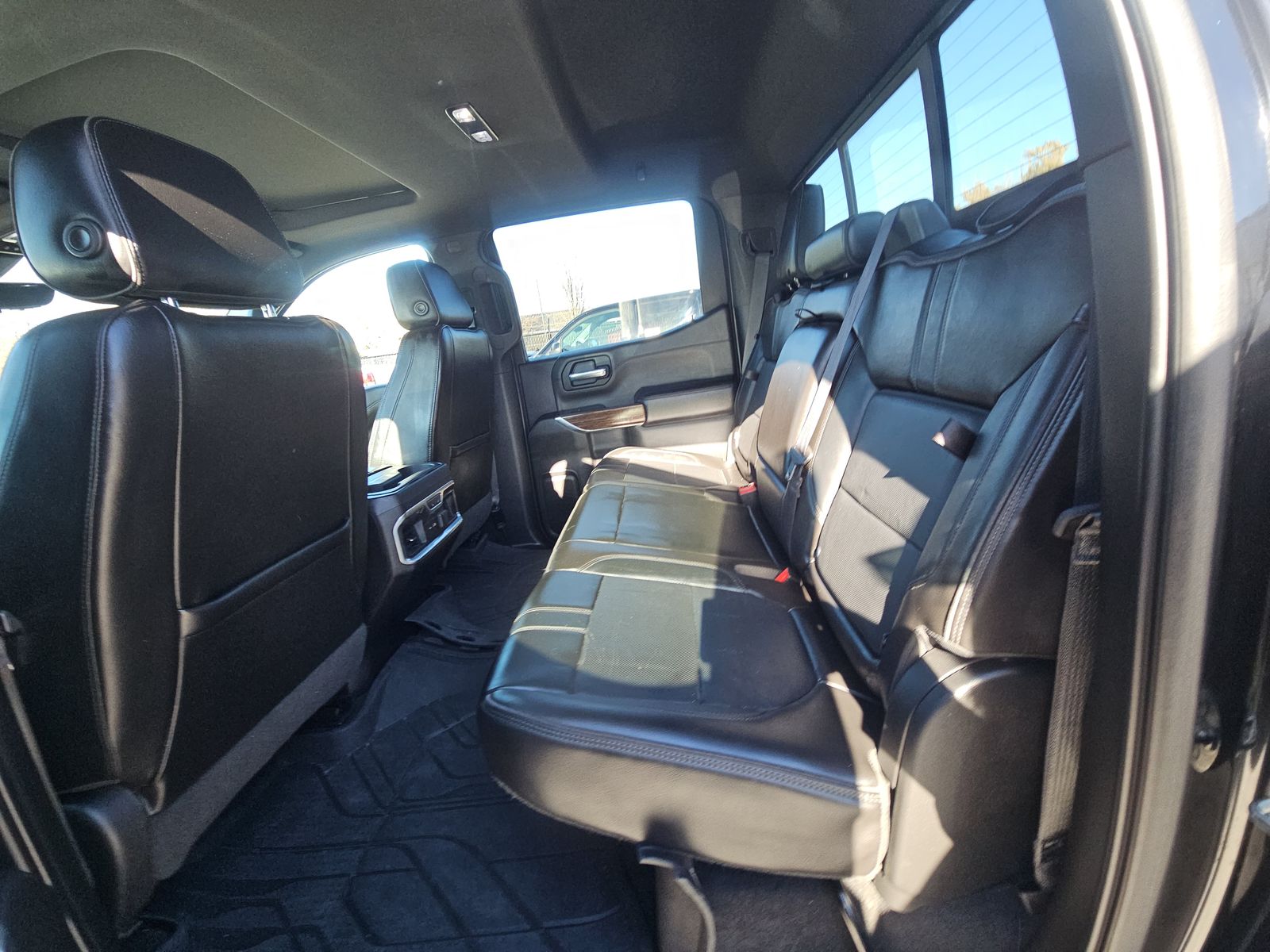 2019 Chevrolet Silverado 1500 High Country AWD