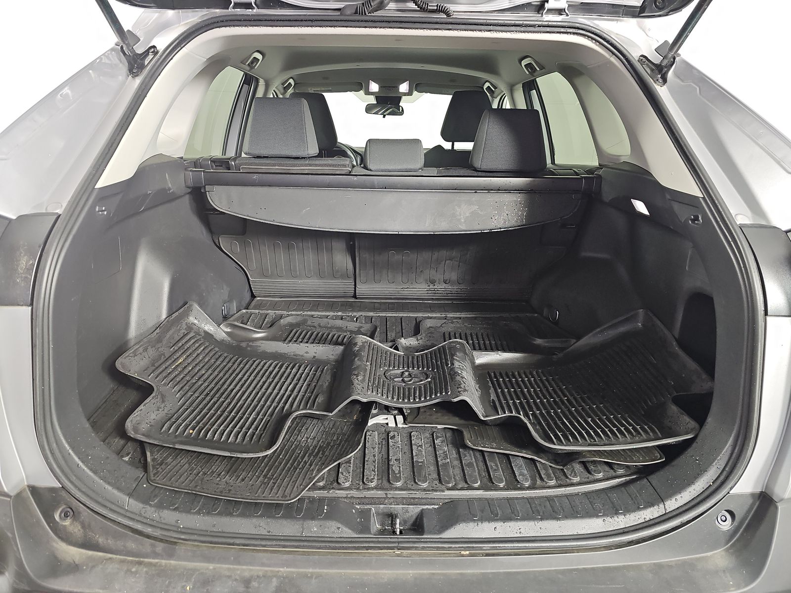 2025 Toyota RAV4 LE AWD