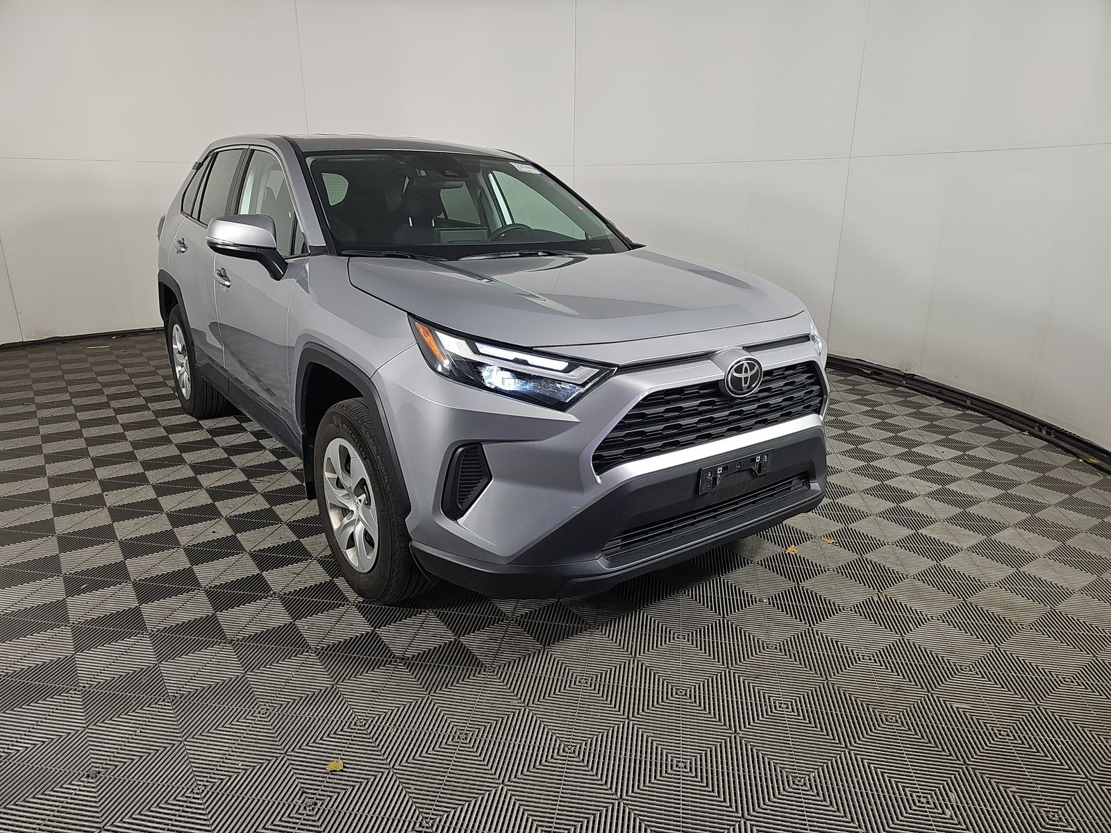 2025 Toyota RAV4 LE AWD