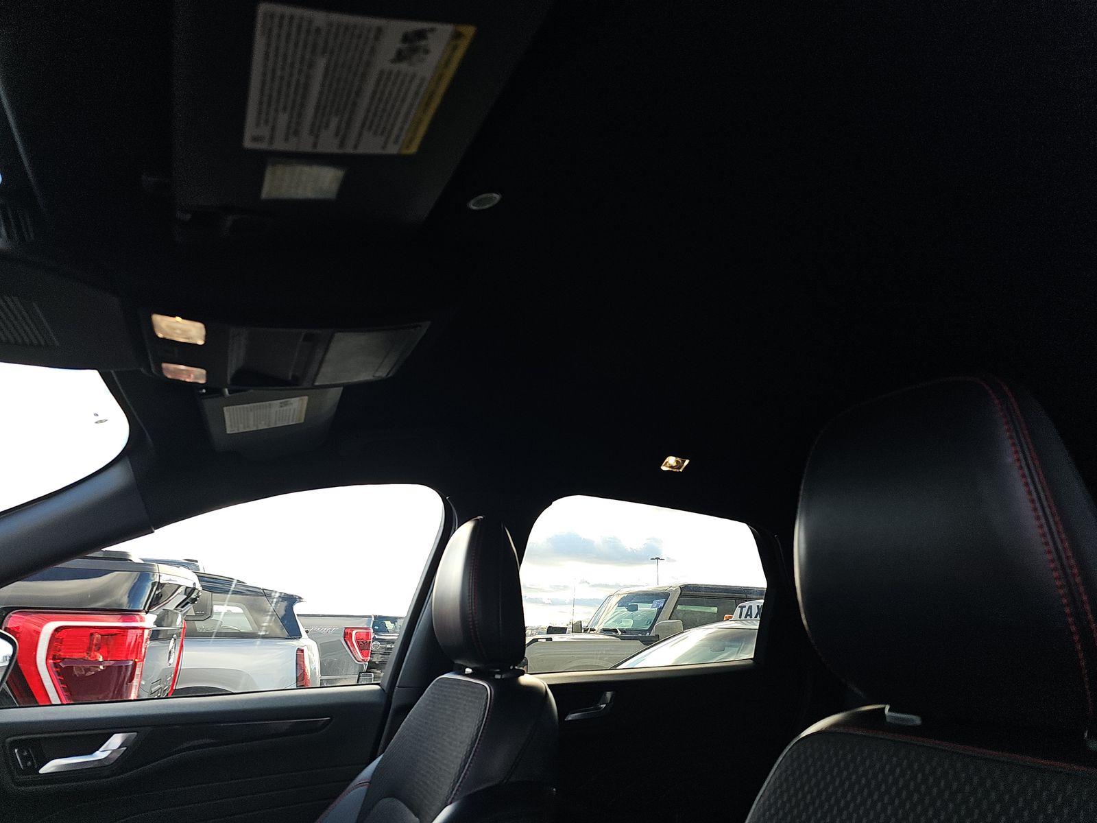 2023 Ford Escape ST-Line Select AWD