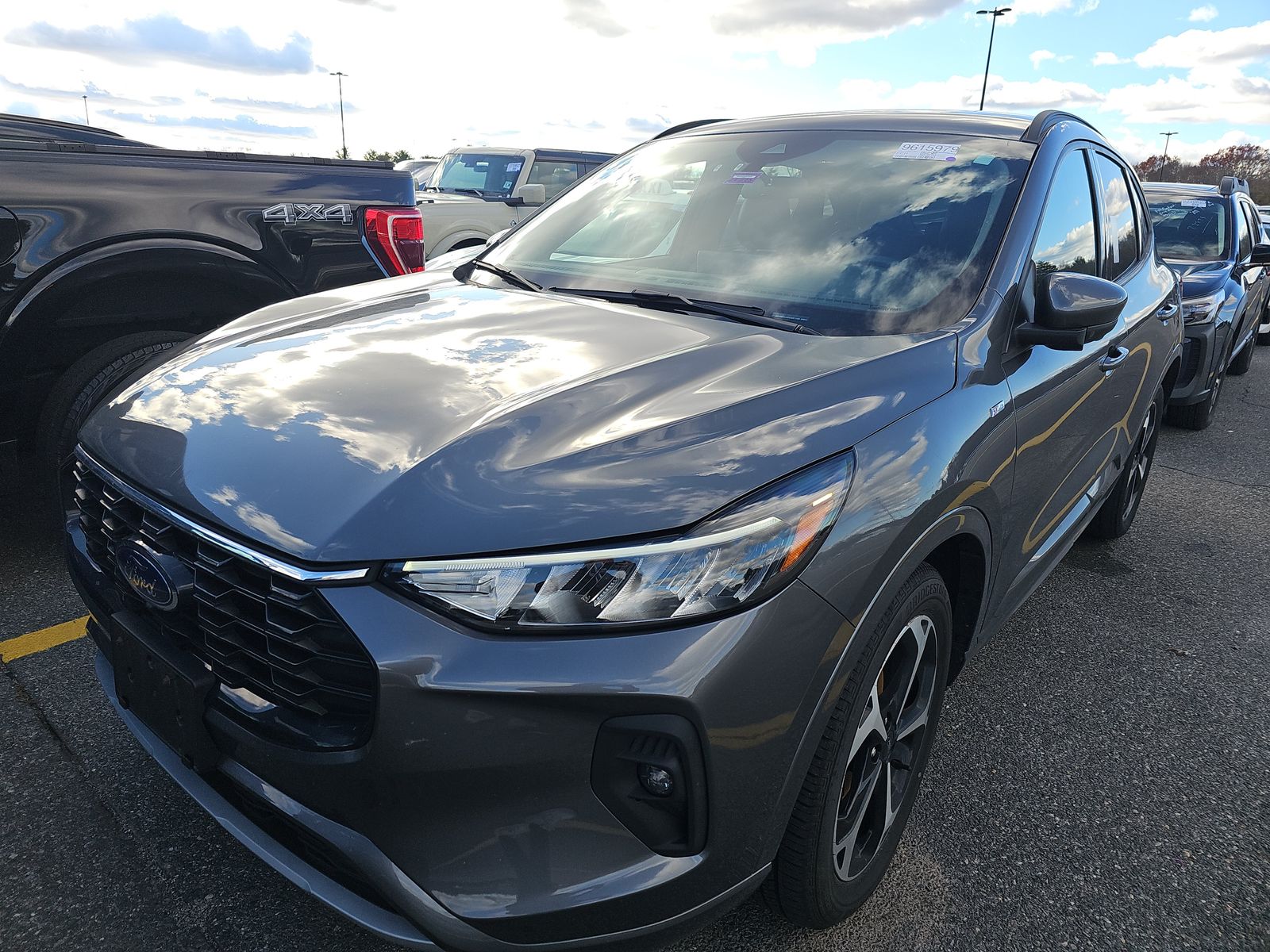 2023 Ford Escape ST-Line Select AWD