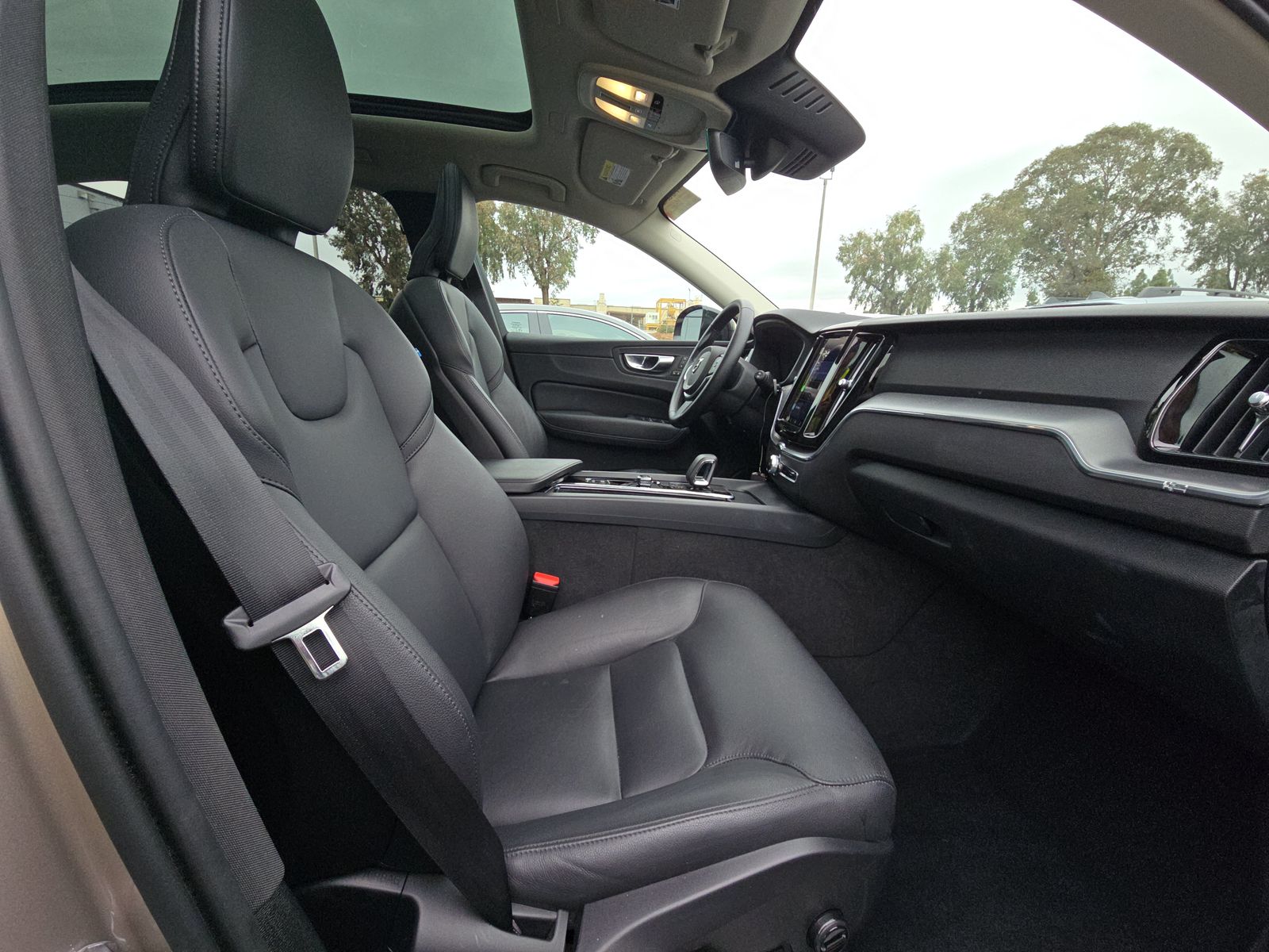 2025 Volvo XC60 B5 Core AWD