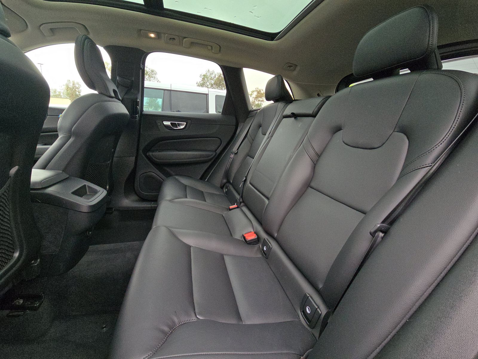 2025 Volvo XC60 B5 Core AWD