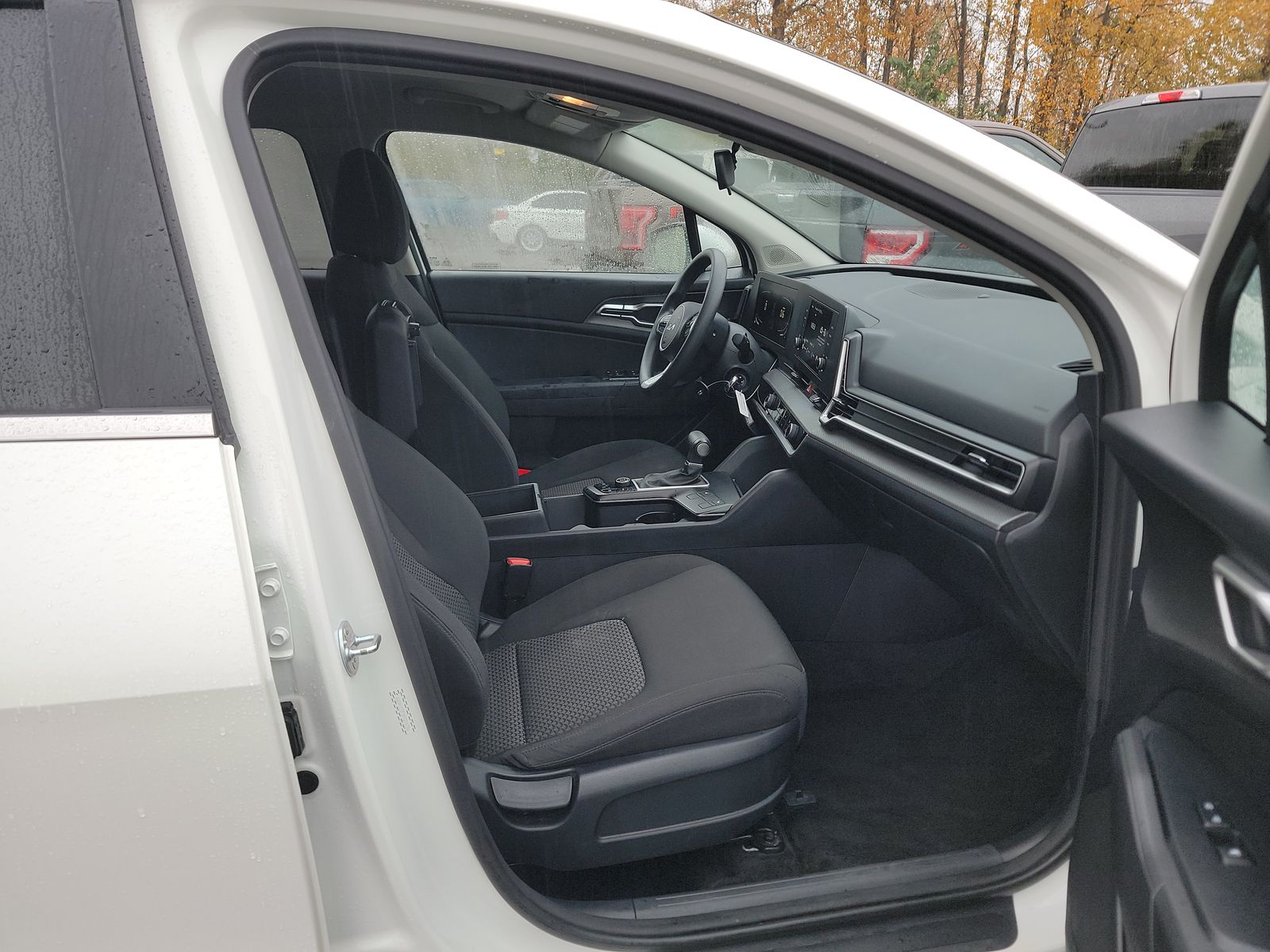 2024 Kia Sportage LX AWD