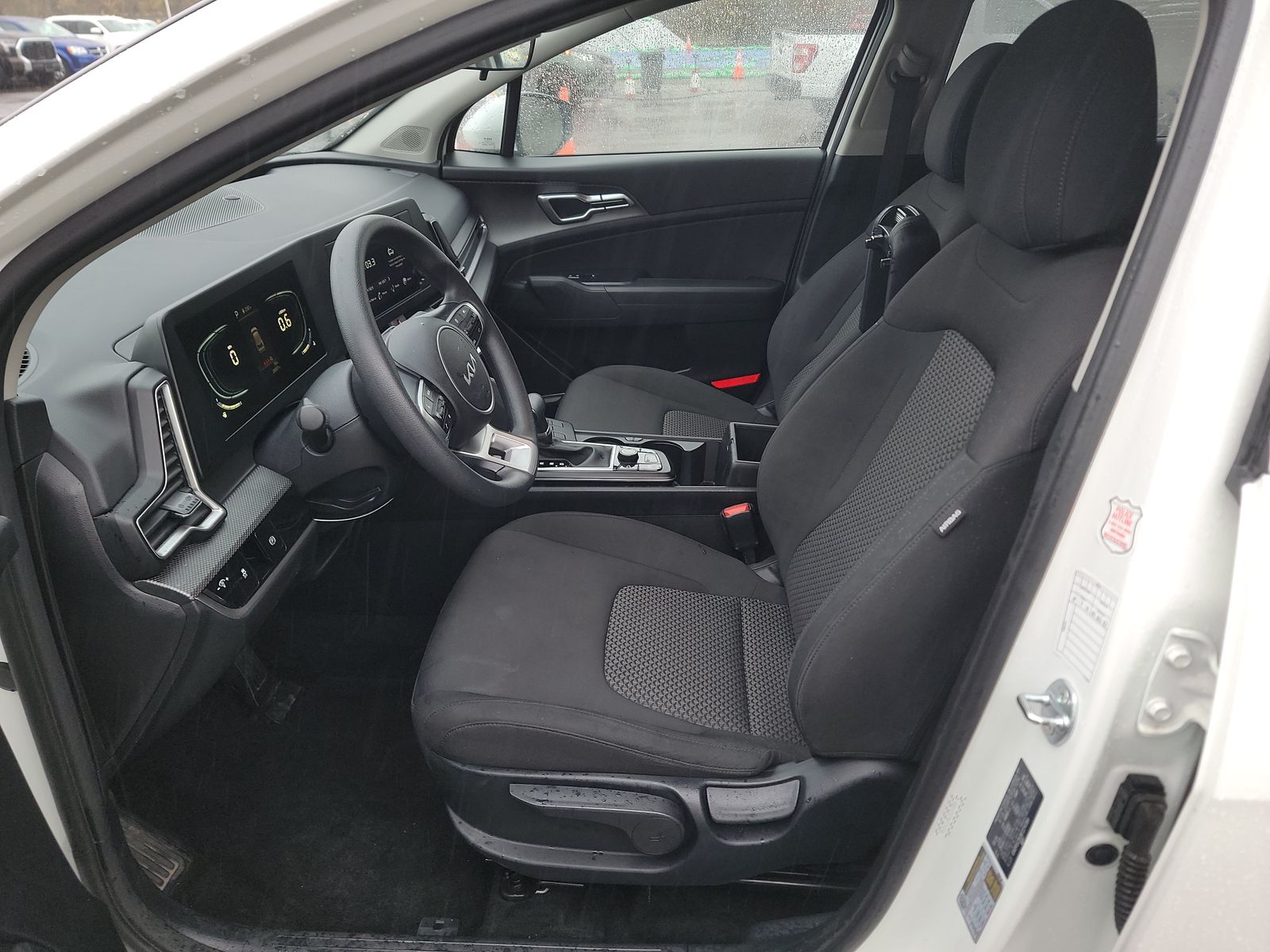 2024 Kia Sportage LX AWD