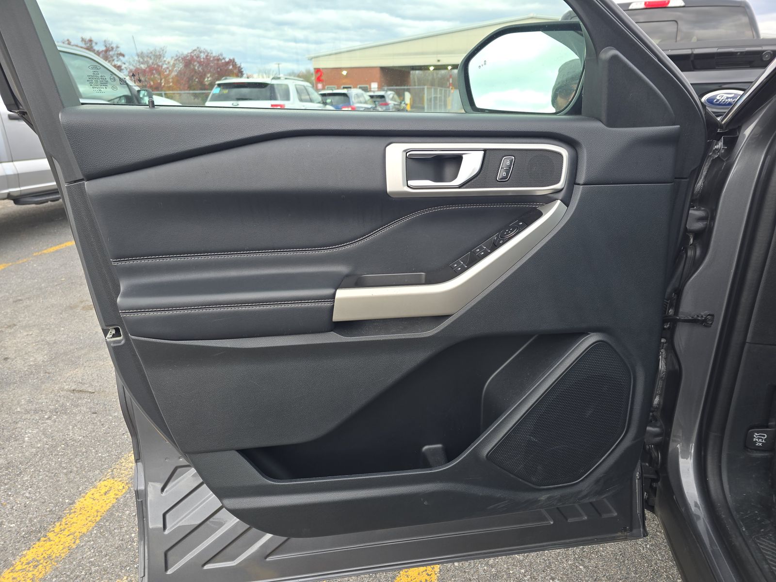 2022 Ford Explorer XLT AWD