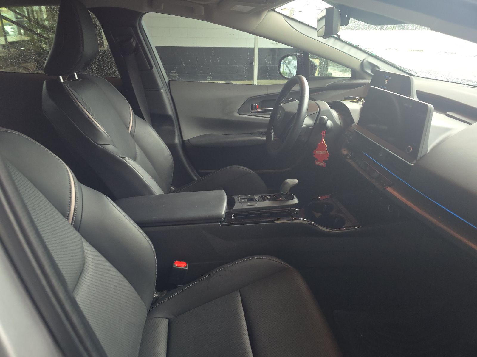 2023 Toyota Prius Limited AWD