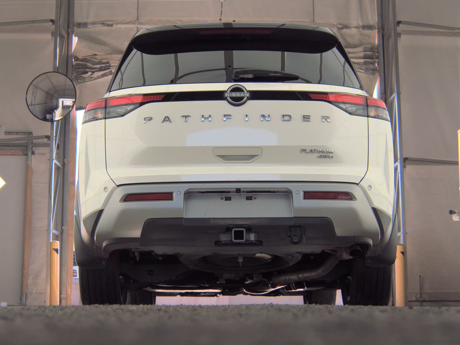 2023 Nissan Pathfinder Platinum AWD