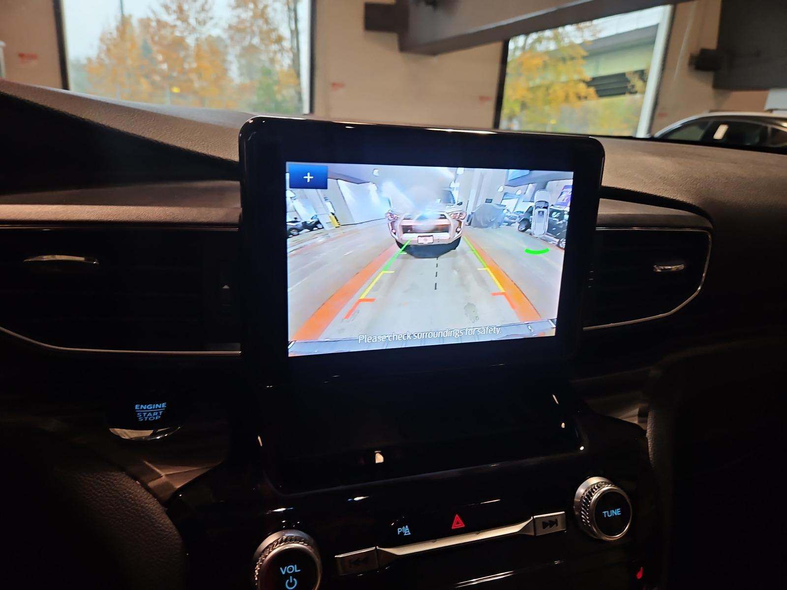 2023 Ford Explorer Limited RWD