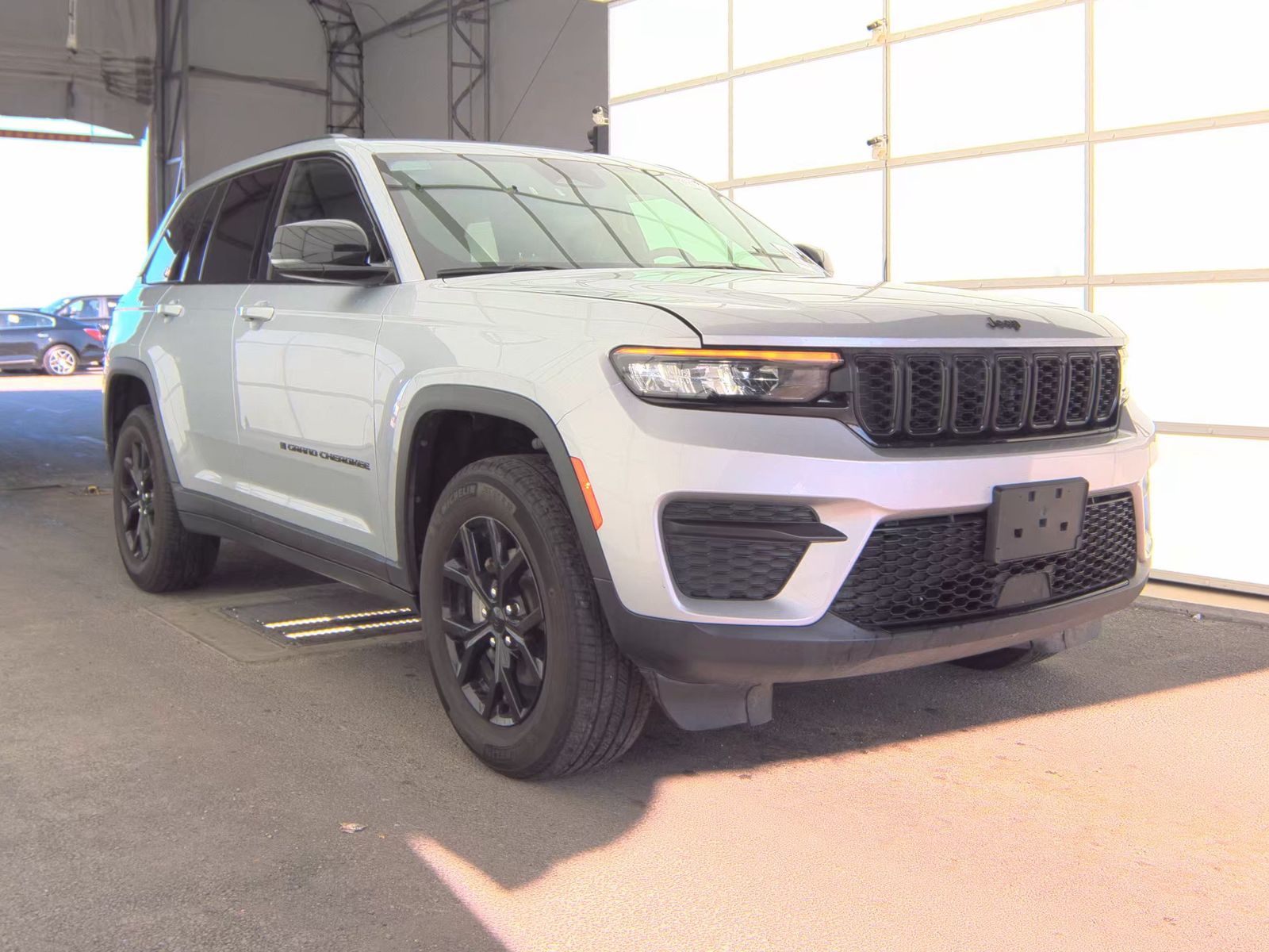 2024 Jeep Grand Cherokee Altitude AWD