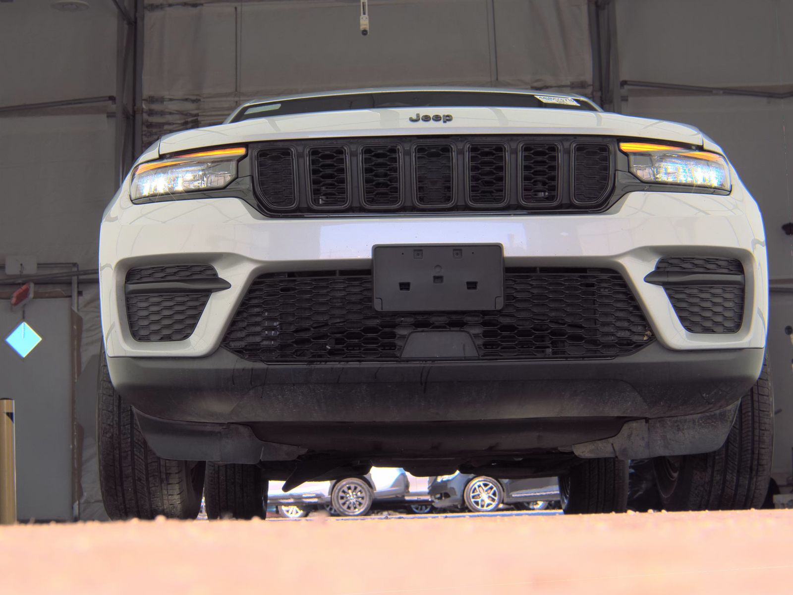 2024 Jeep Grand Cherokee Altitude AWD