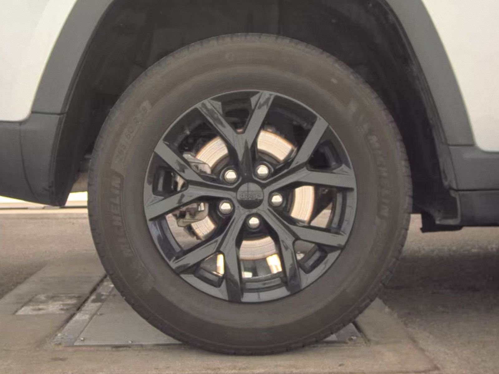 2024 Jeep Grand Cherokee Altitude AWD