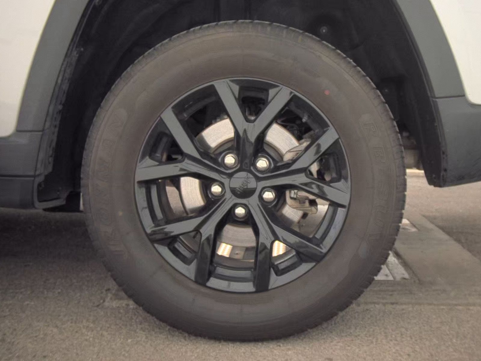 2024 Jeep Grand Cherokee Altitude AWD