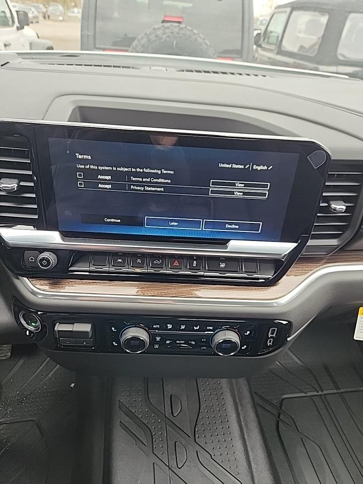 2025 Chevrolet Silverado 1500 LT AWD