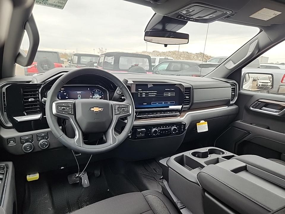 2025 Chevrolet Silverado 1500 LT AWD