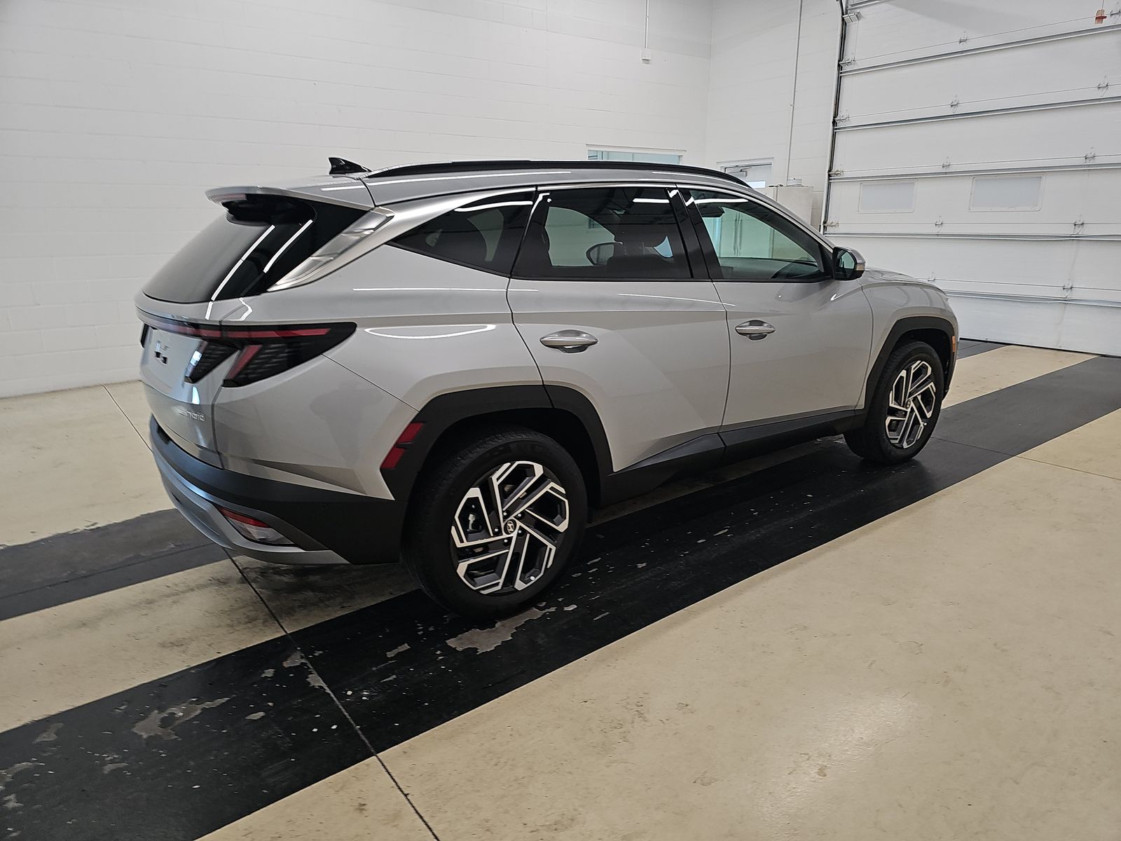 2025 Hyundai Tucson Hybrid Limited AWD