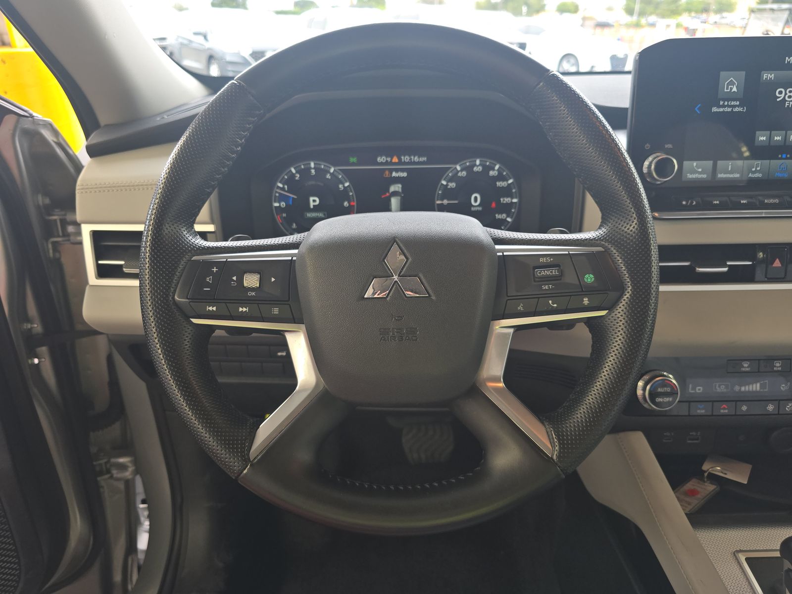 2024 Mitsubishi Outlander SEL FWD