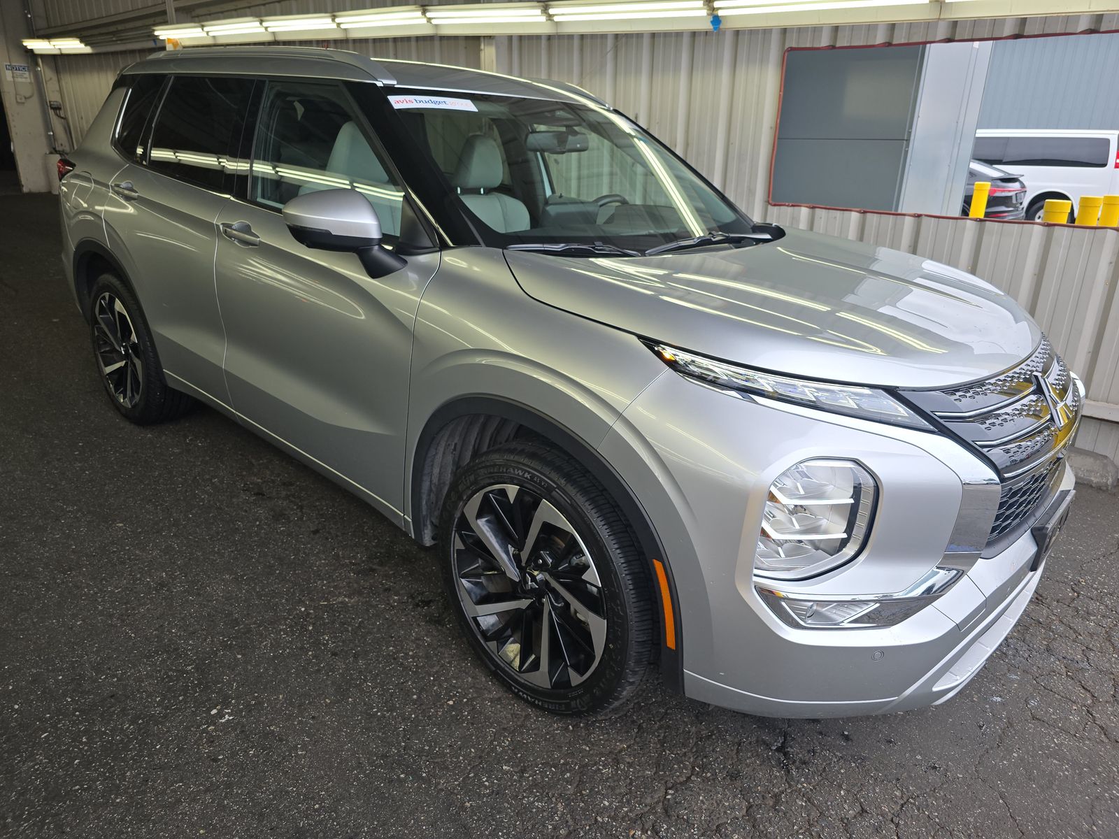 2024 Mitsubishi Outlander SEL FWD