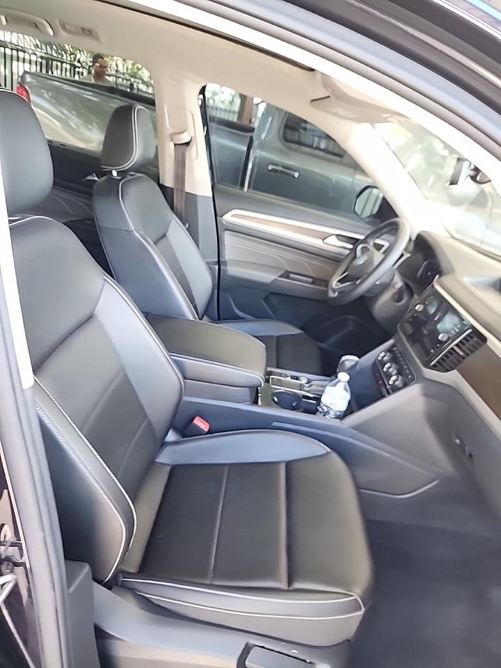 2022 Volkswagen Atlas 2.0T SE FWD