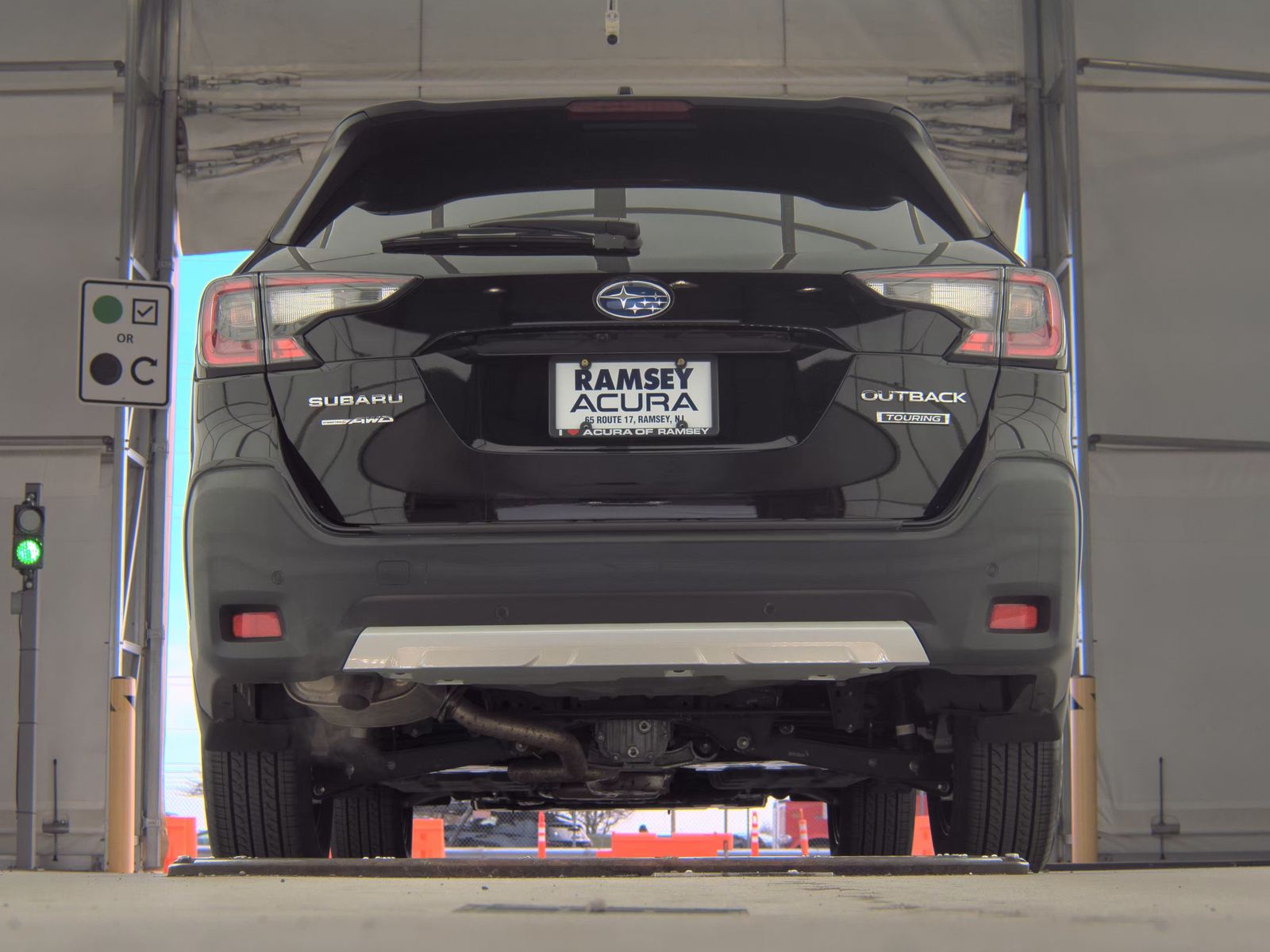 2023 Subaru Outback Touring AWD
