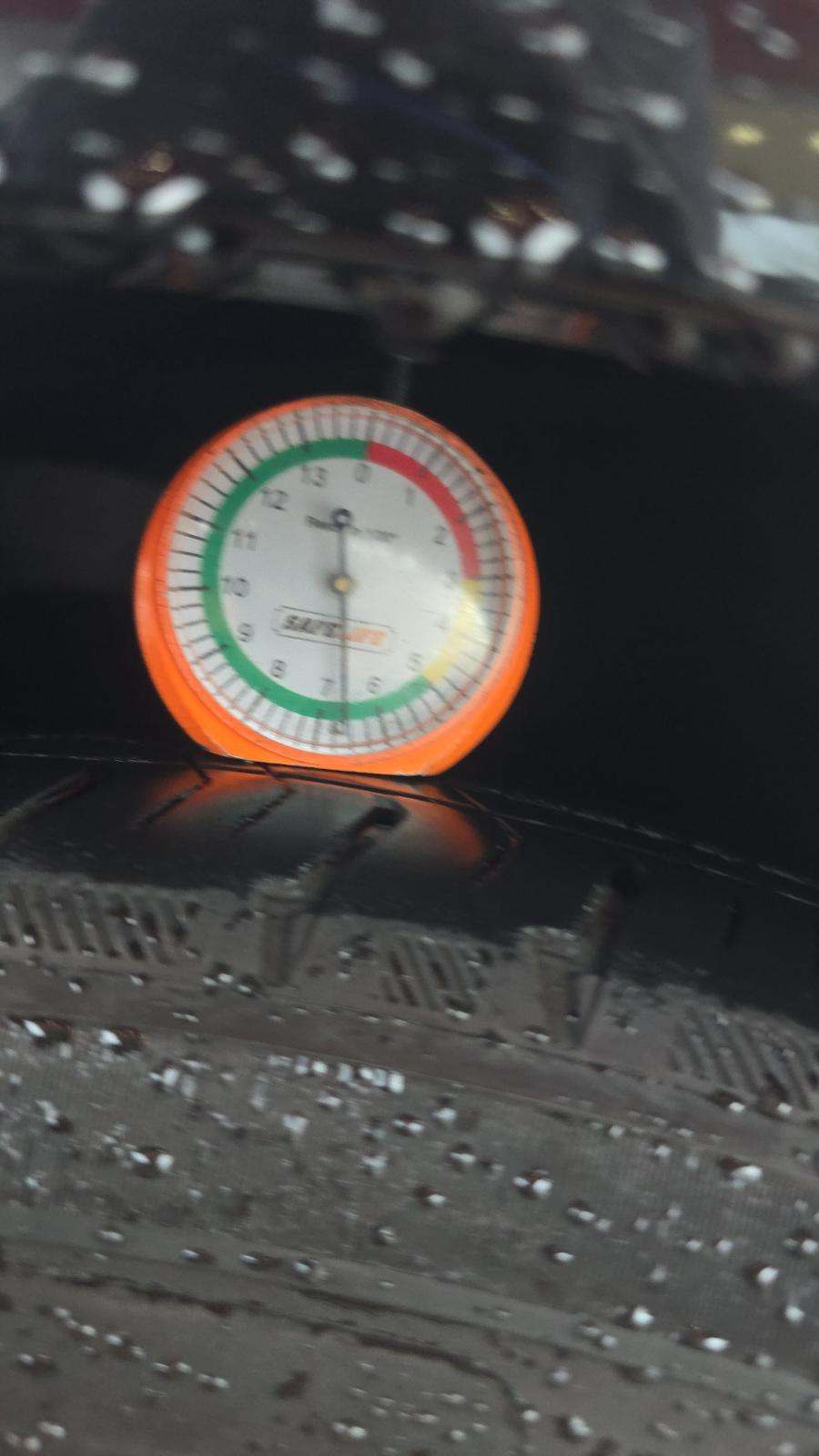 2023 Toyota Prius Limited AWD