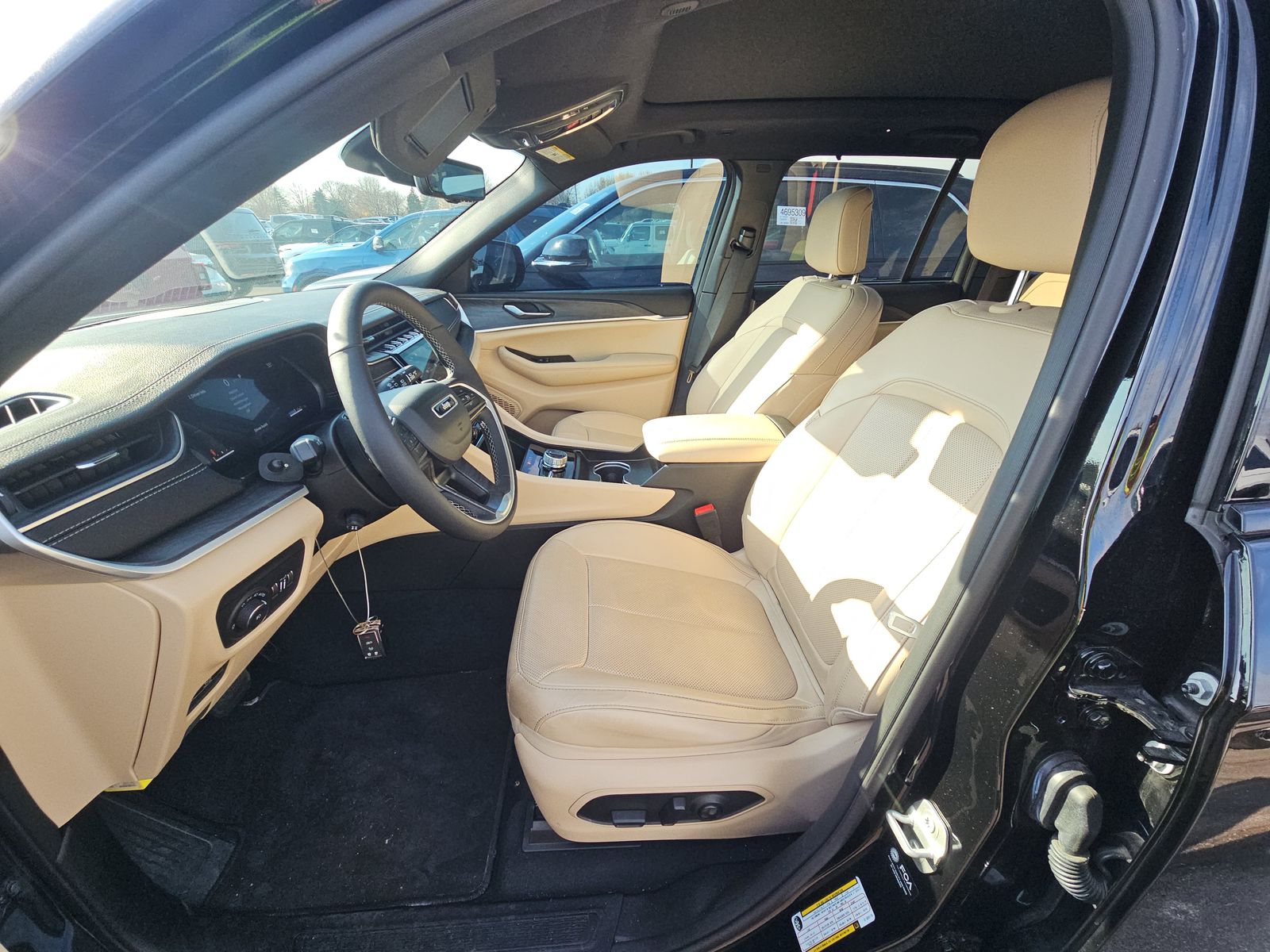 2025 Jeep Grand Cherokee Limited AWD