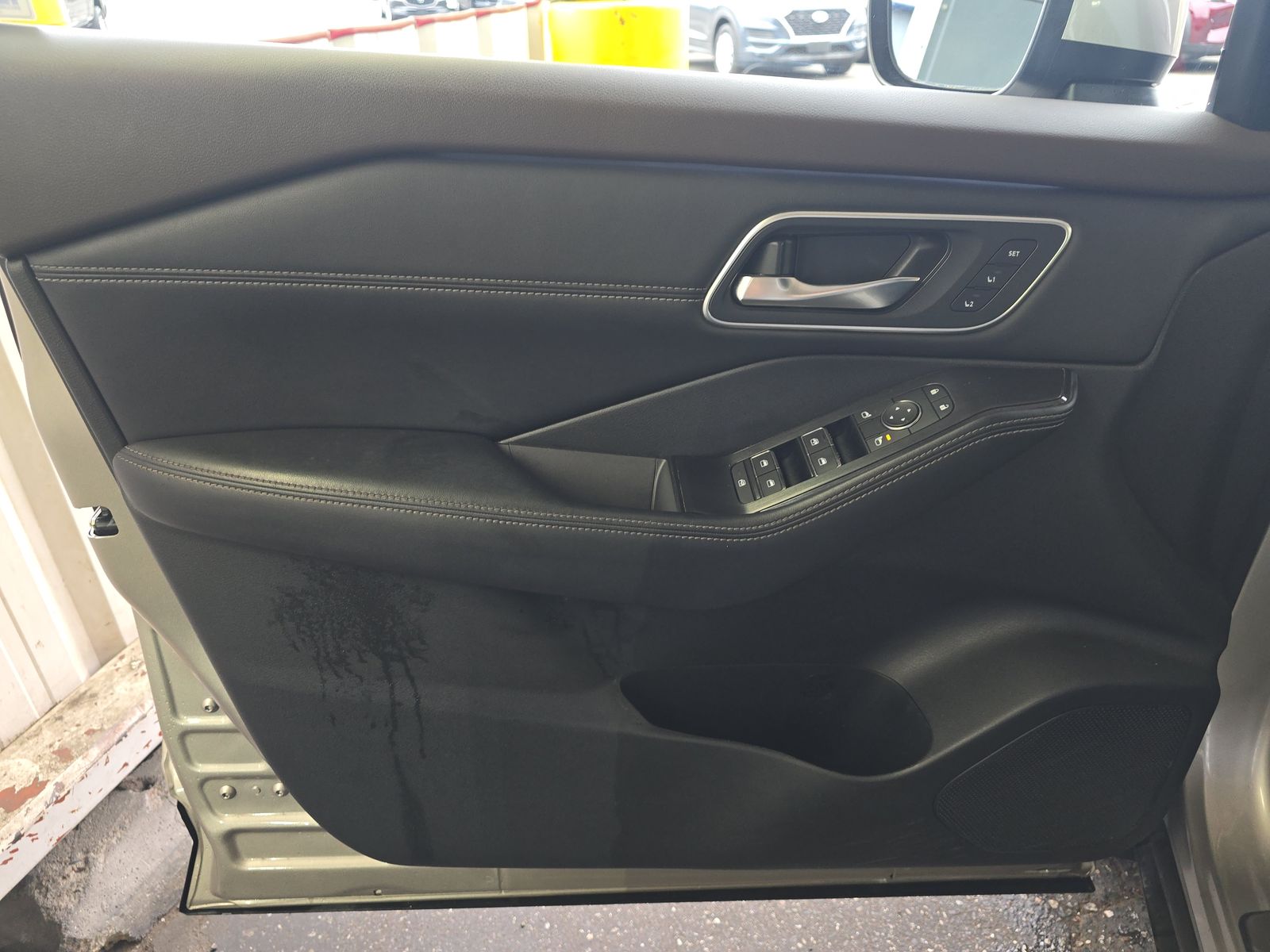 2023 Nissan Rogue Platinum FWD