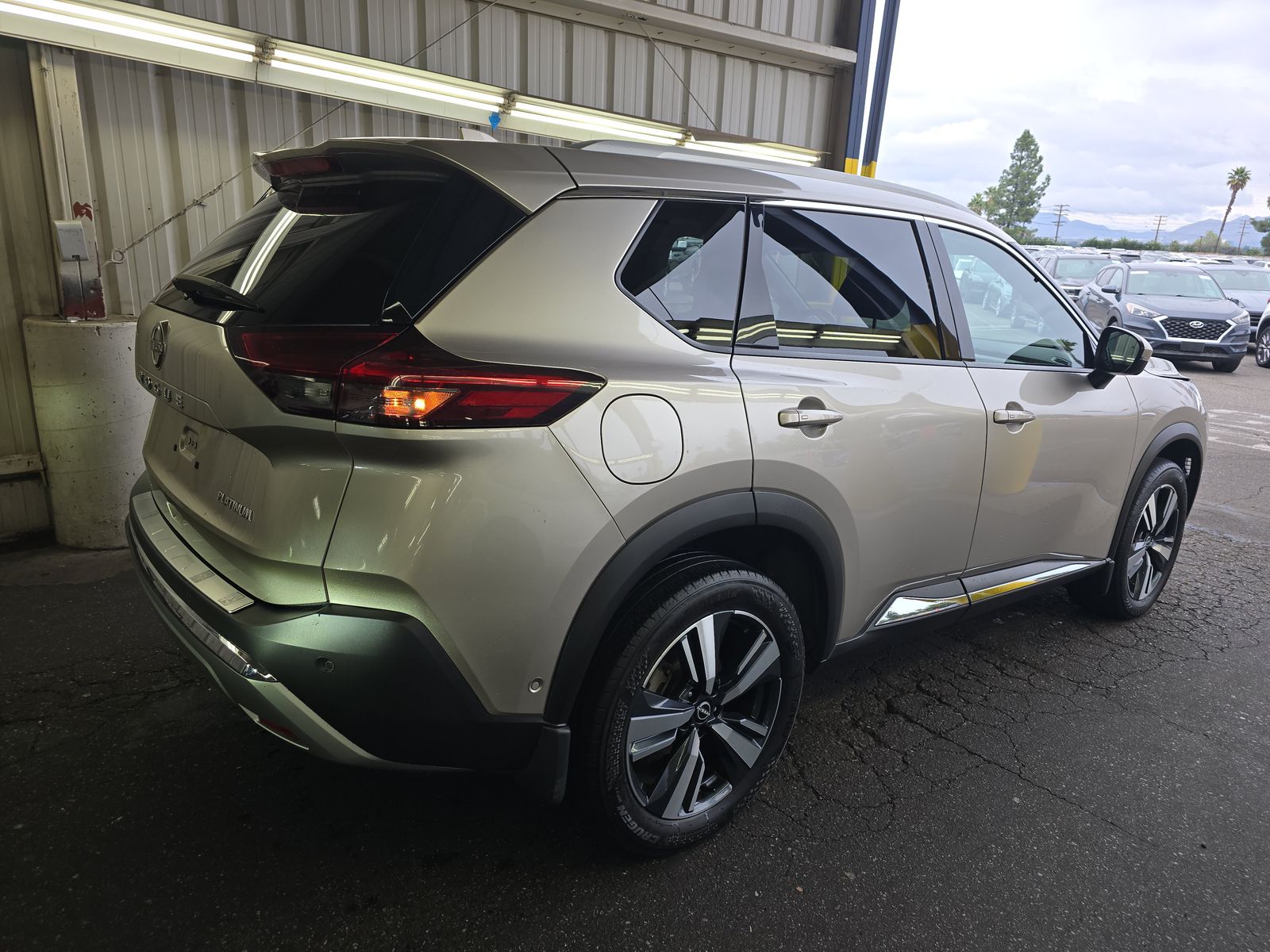 2023 Nissan Rogue Platinum FWD
