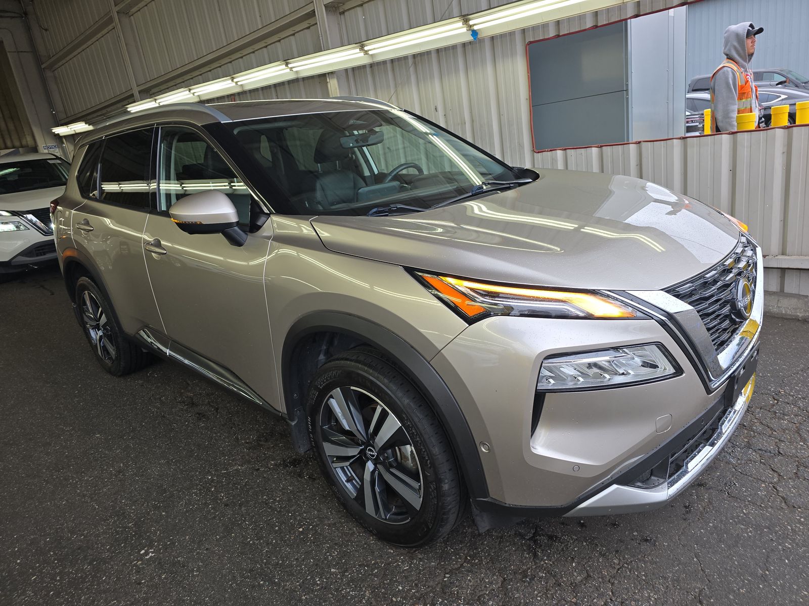 2023 Nissan Rogue Platinum FWD