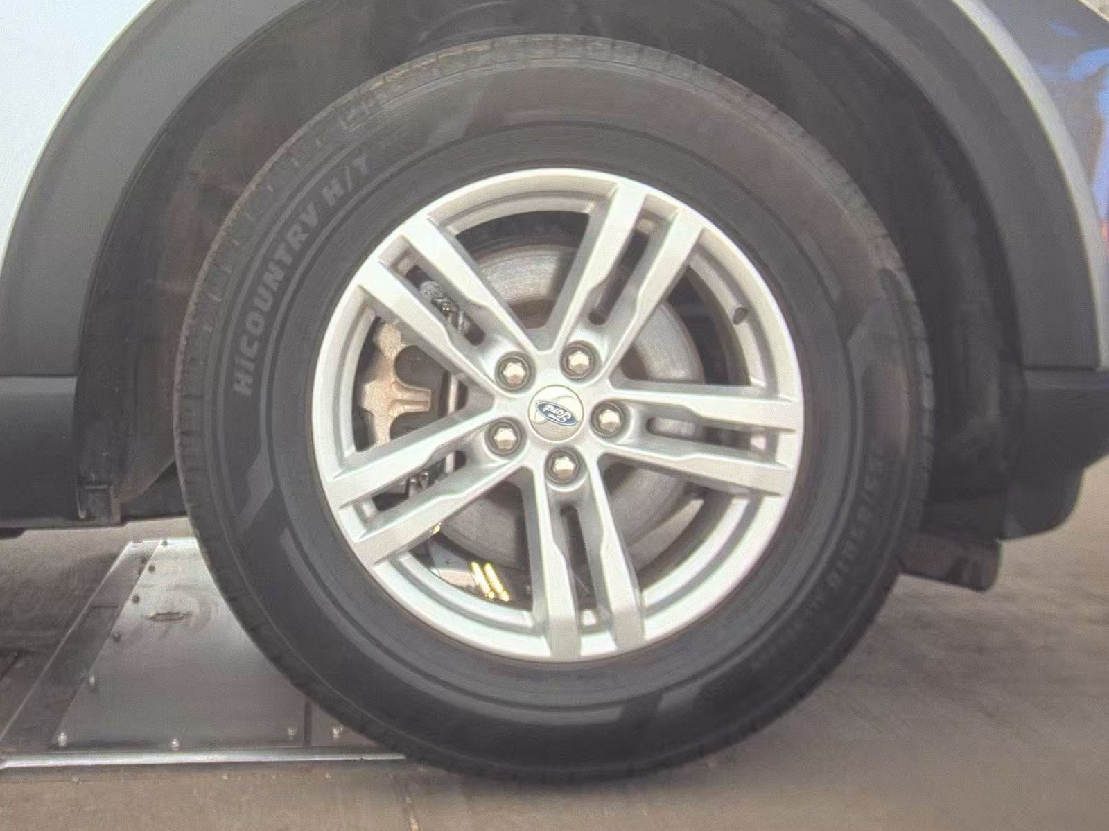 2022 Ford Explorer XLT AWD