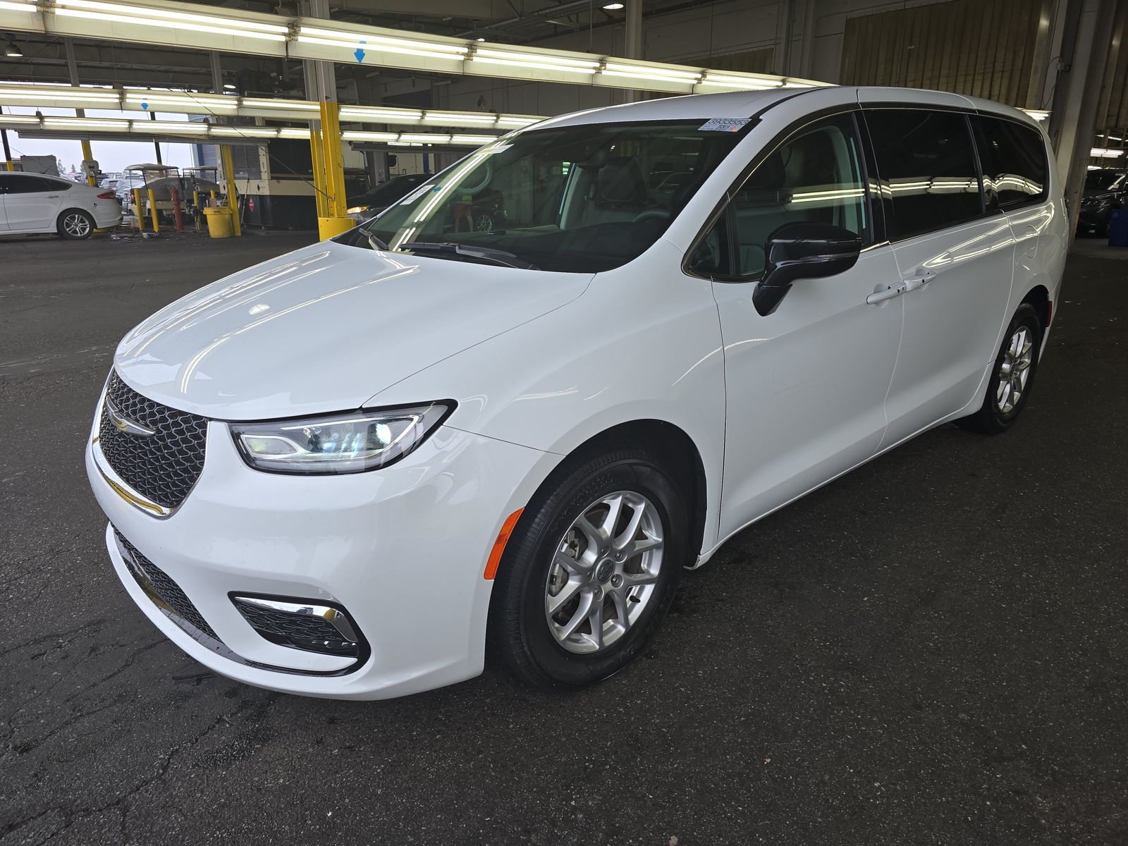 2024 Chrysler Pacifica Touring L FWD