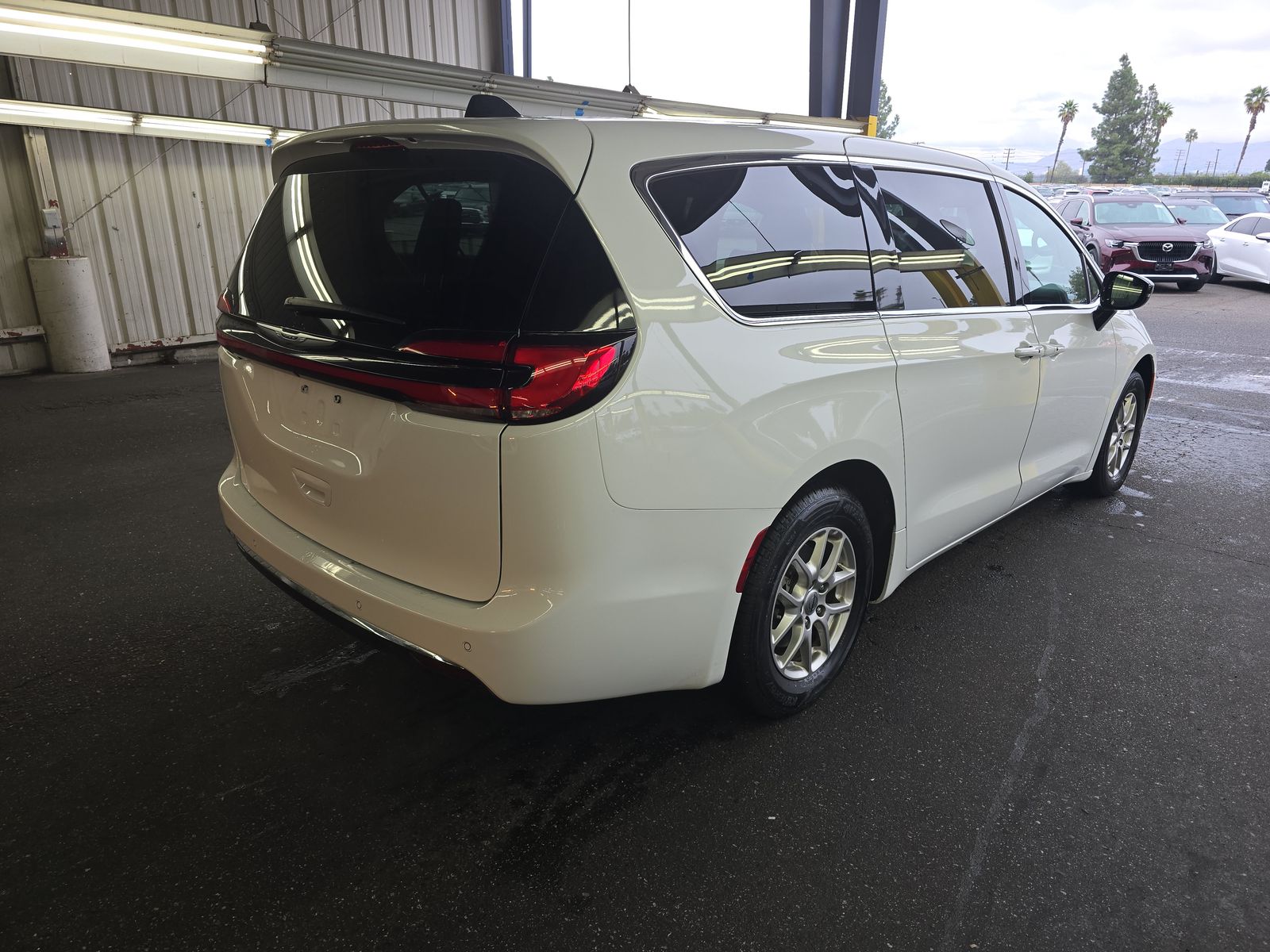 2024 Chrysler Pacifica Touring L FWD