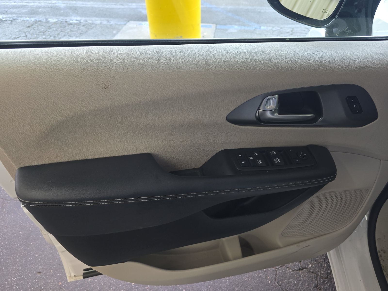 2024 Chrysler Pacifica Touring L FWD