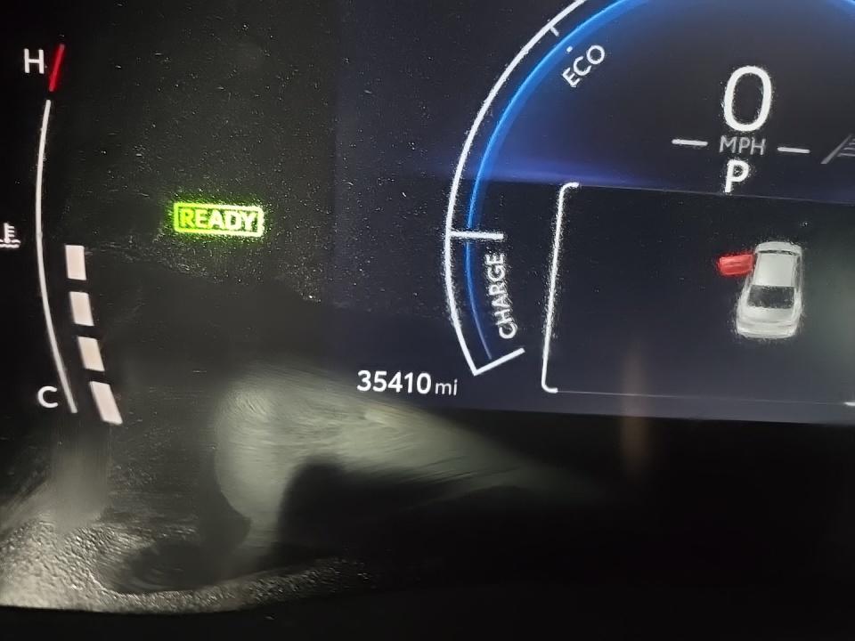 2025 Toyota Camry LE FWD