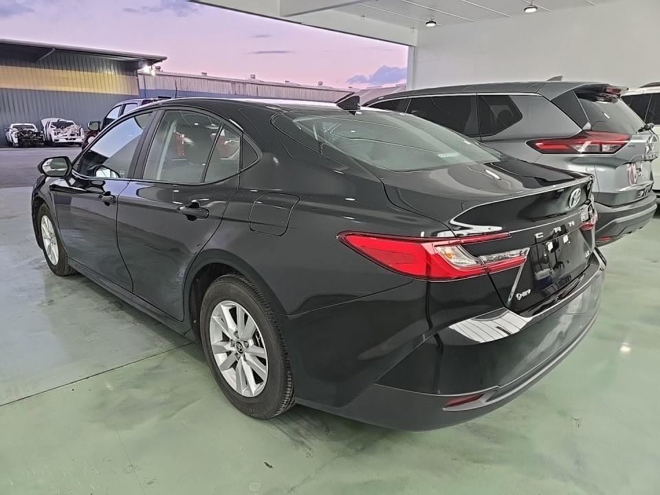 2025 Toyota Camry LE FWD