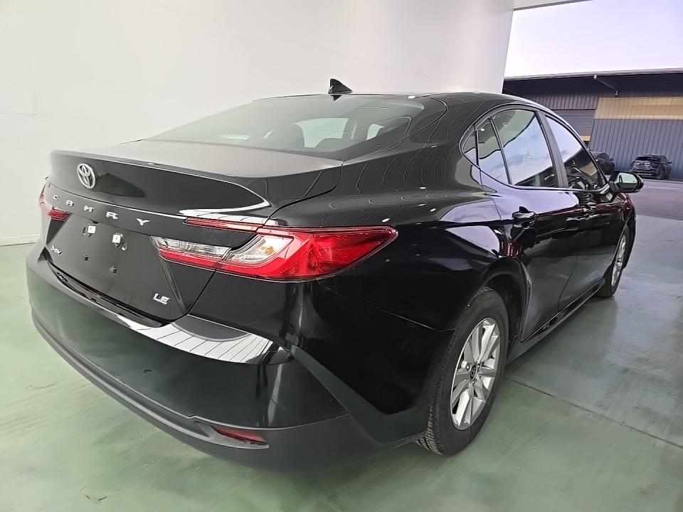 2025 Toyota Camry LE FWD