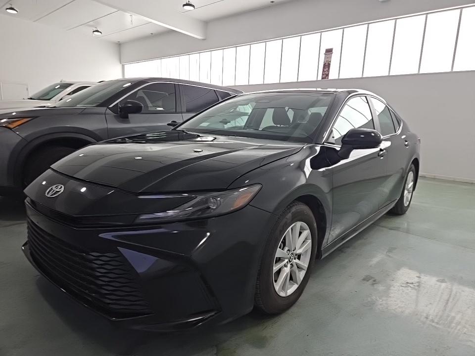 2025 Toyota Camry LE FWD